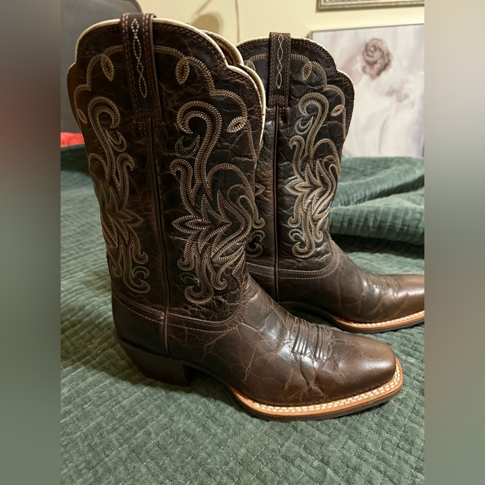 Brown Ariat Western Dress Cowboy Boots with Embroidery